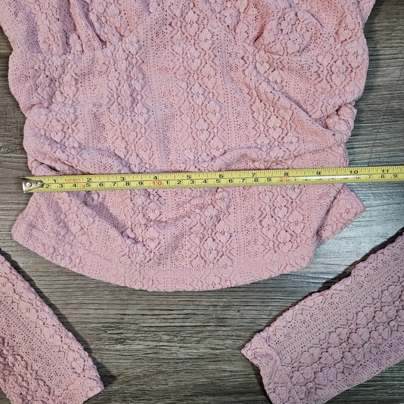Aeropostale Pink Ruched Lace Long Sleeve Doll Top - Picture 3 of 9